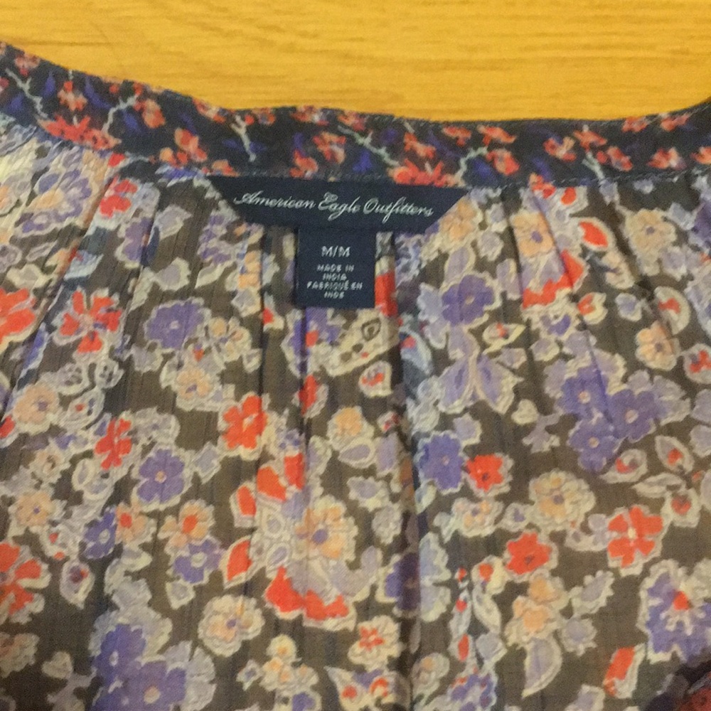 Floral blouse - Picture 3 of 5